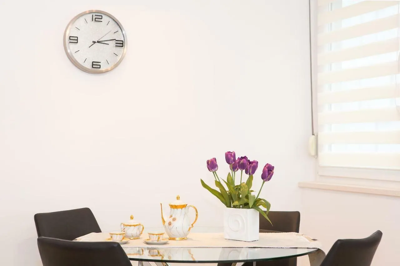 Iris Luxury Apartment Split